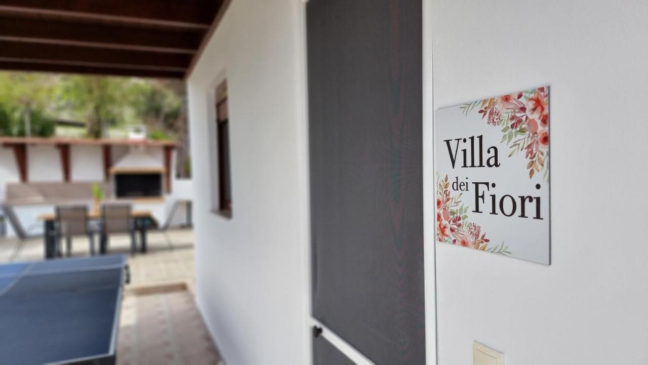 Villa Dei Fiori Kiotari Ngoại thất bức ảnh